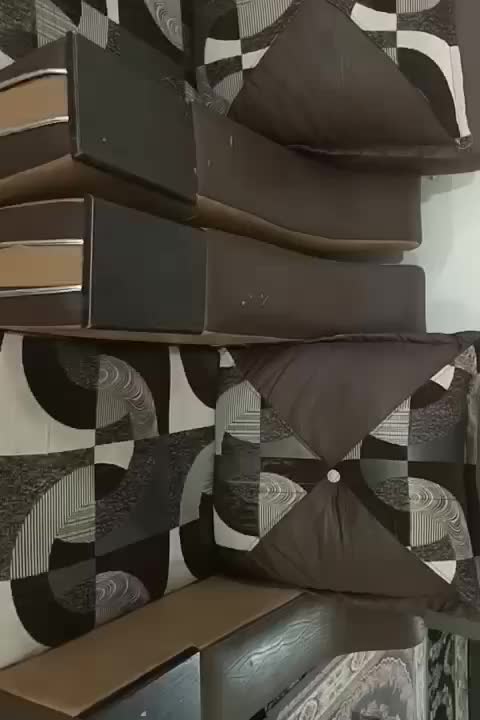 یک دست مبل هفت نفره به فروش می‌رسد تخفیف هم دارد|مبلمان خانگی و میز عسلی|بدره, |دیوار