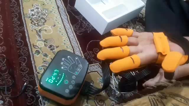 دستگاه رباتیک و توانبخشی دست|پزشکی|سنندج, |دیوار