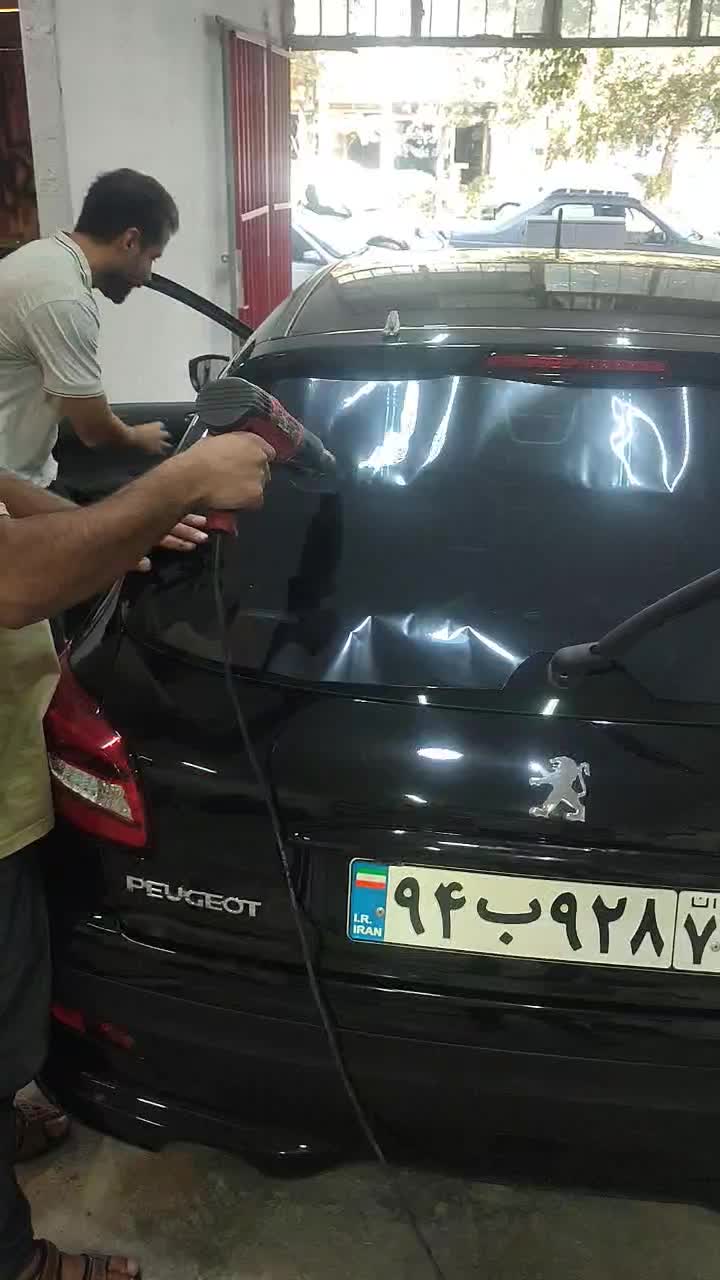 شیشه دودی ضمانتی نصب در محل شما|خدمات موتور و ماشین|مشهد, احمدآباد|دیوار