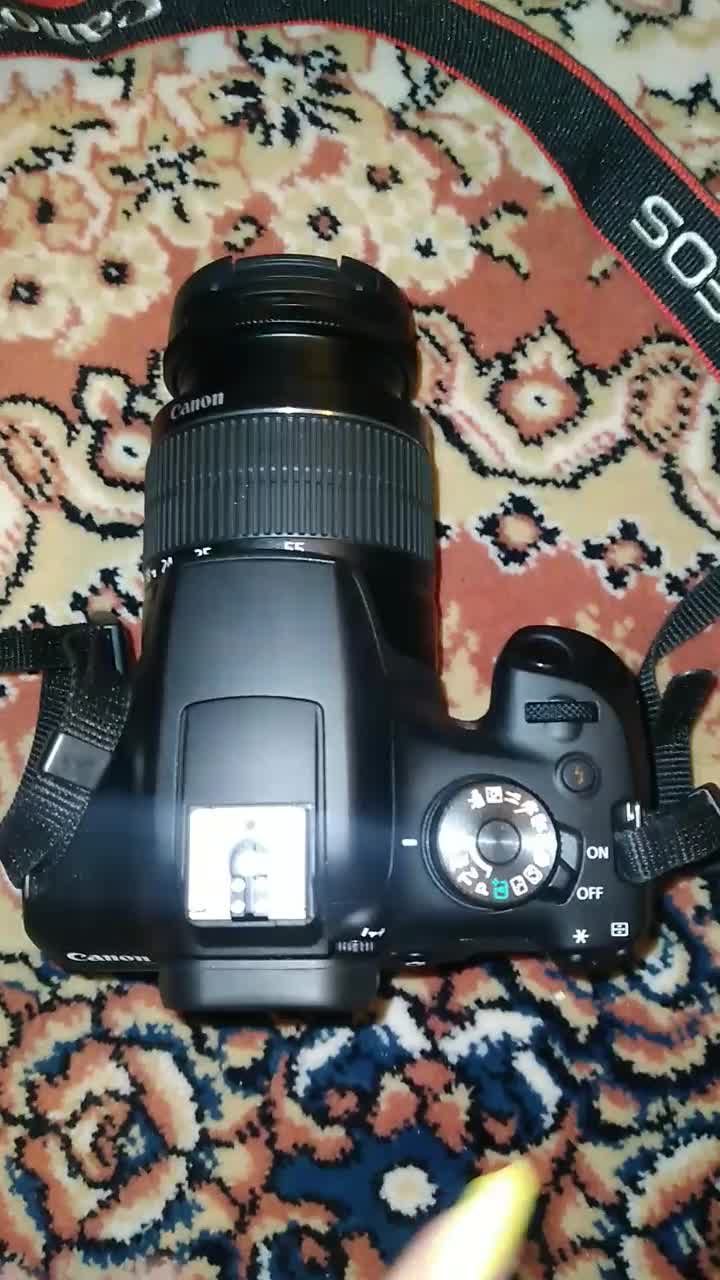 دوربین عکاسی Canon2000 همراه تمام وسایل مورد نیاز|دوربین عکاسی و فیلم‌برداری|خمین, |دیوار