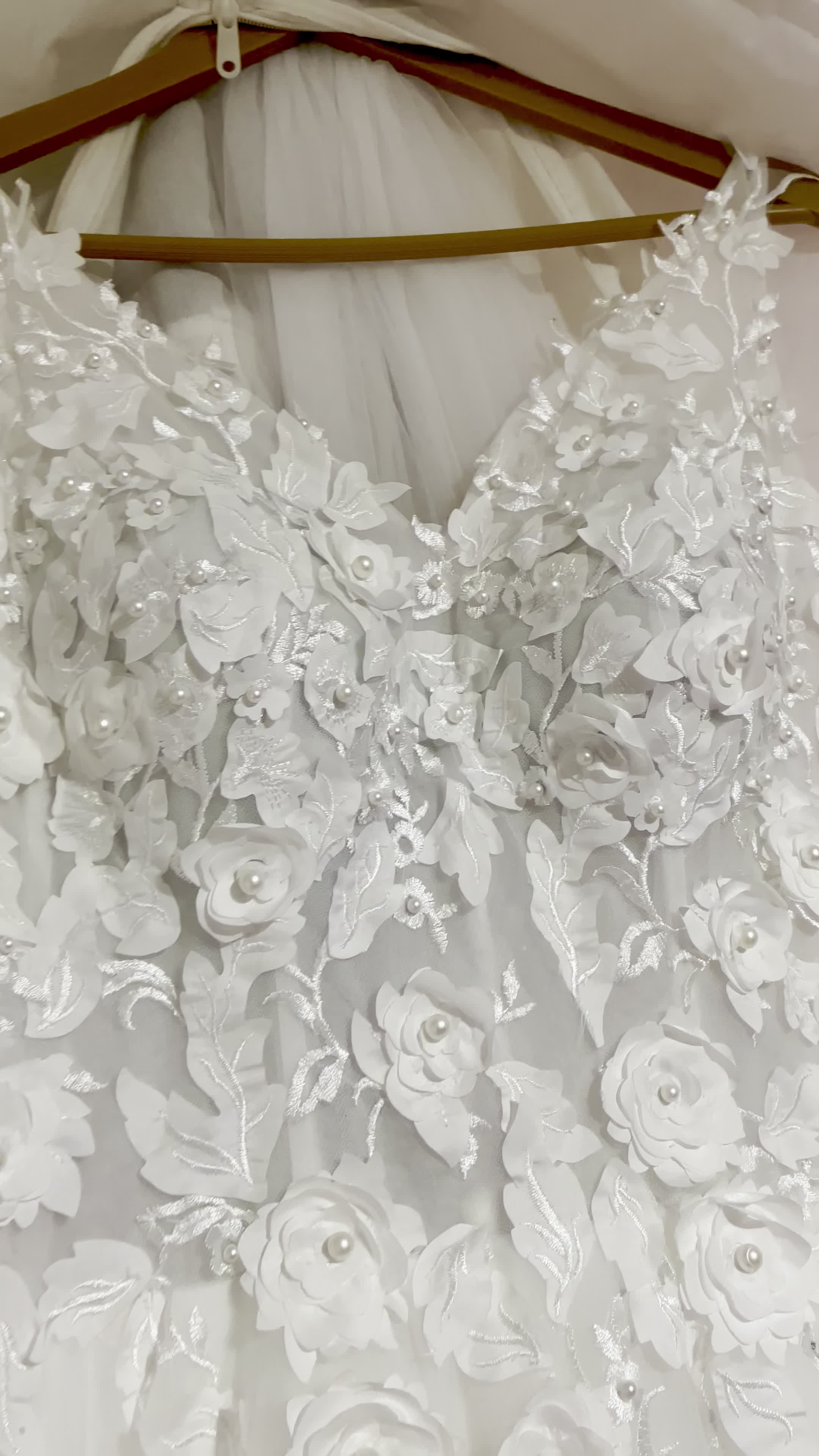 لباس عروس شیک و خاص در رشت گیلان|لباس|رشت, کوی حسینی|دیوار