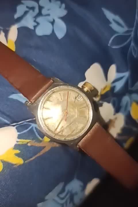 ساعت کوکی صدساله|ساعت|شاهدشهر, |دیوار