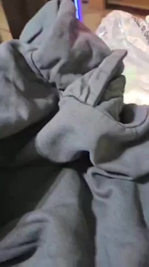 پوشاک|لباس|کرج, کوی گلها|دیوار