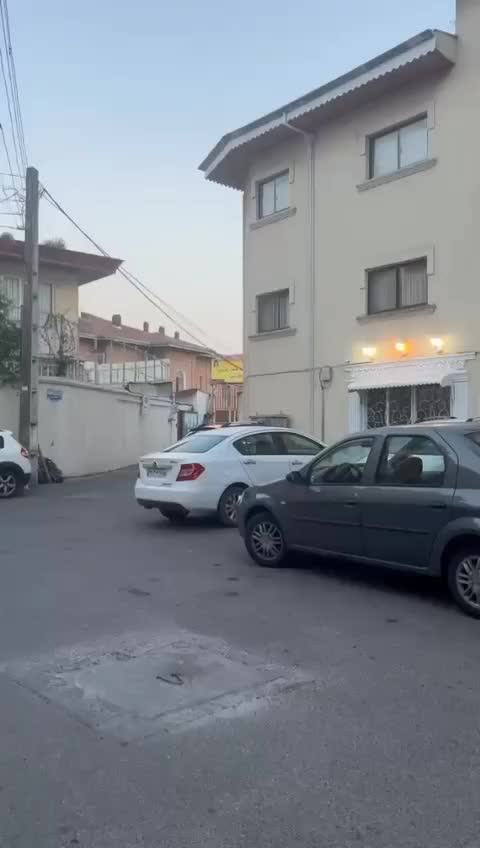 یک واحد 72 متری نزدیک بازار و شهرداری آفخرا|فروش آپارتمان|رشت, چله خانه|دیوار