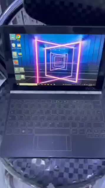 لپتاب لنوو عالی بسیار تمیز|رایانه همراه|شیراز, چوگیاه‎|دیوار