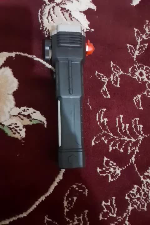 یک عددچراغ قوه ۸کاره|لامپ و چراغ|آزادشهر, |دیوار