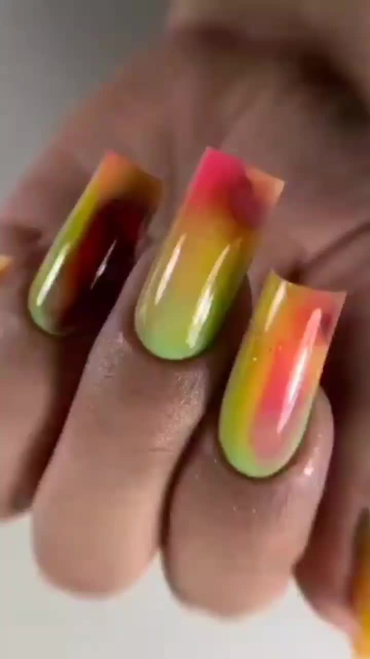 کاشت ناخن|خدمات آرایشگری و زیبایی|بجنورد, |دیوار