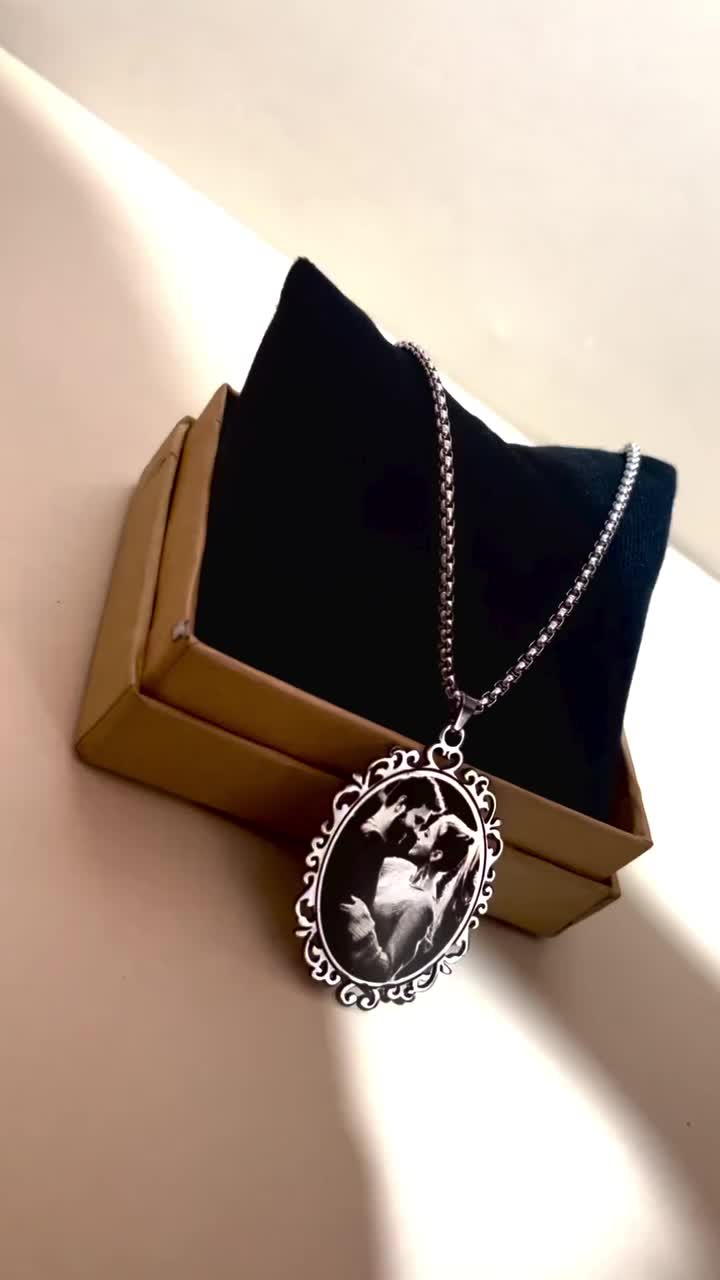 حک چهره و چشم روی پلاک استیل|بدلیجات|تبریز, |دیوار