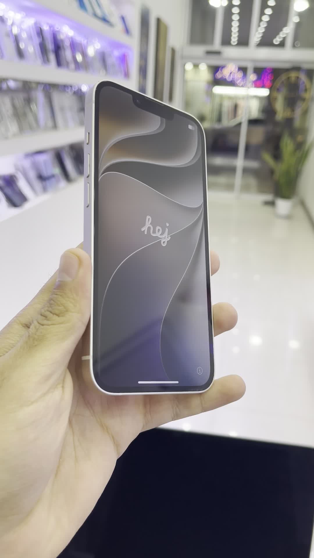IPhone 13 normal White|موبایل|میبد, |دیوار