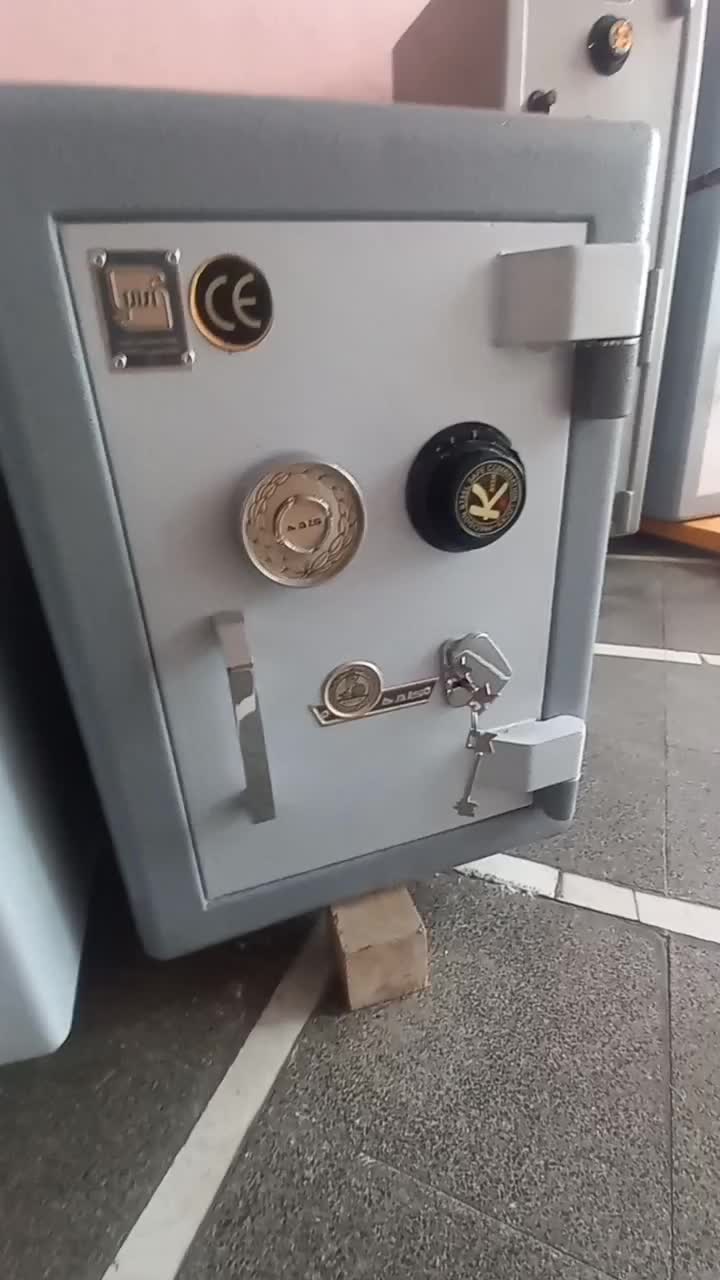 گاوصندوق ۲۵۰krکاوه|ابزارآلات|ماکو, |دیوار