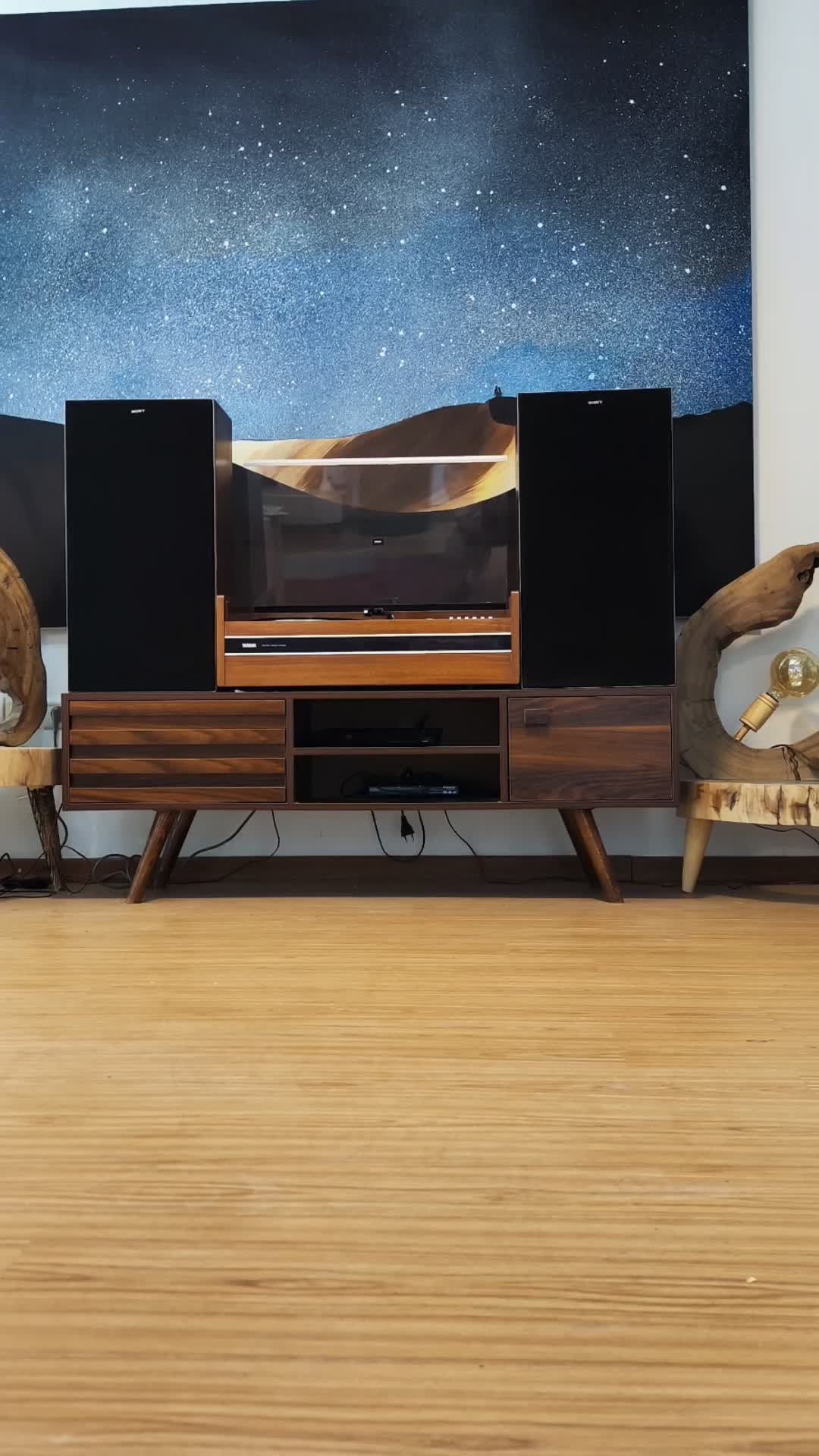 فروش و تعمیرات تخصصی گرامافون رادیو کاست ریل مبله|کلکسیون اشیاء عتیقه|تهران, صادقیه|دیوار