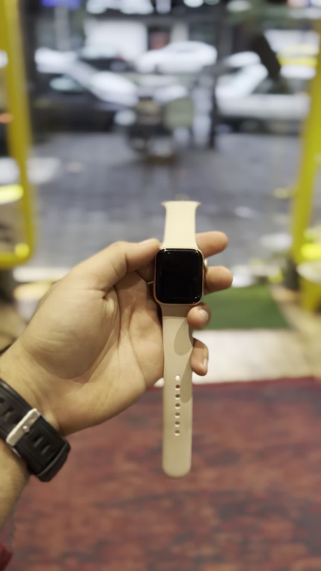 واچ سری ۵ اولترا|ساعت|رشت, پیرسرا|دیوار