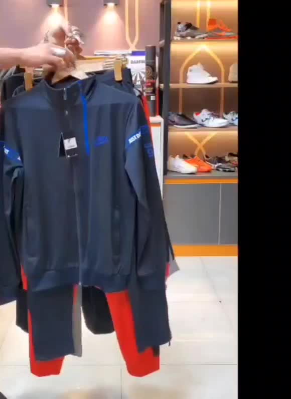 فروش فوق العاده و حراج انواع لباس ورزشی|لباس|سمنان, |دیوار