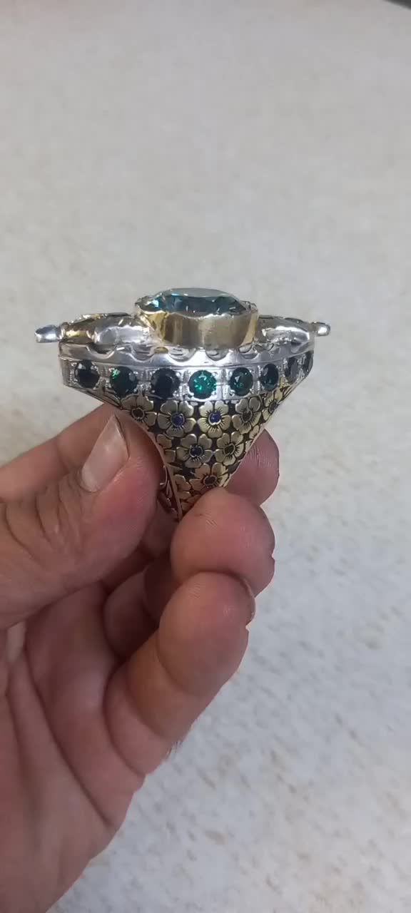 تسبیح شاه مقصود و سندلوس|جواهرات|قم, نخودی|دیوار