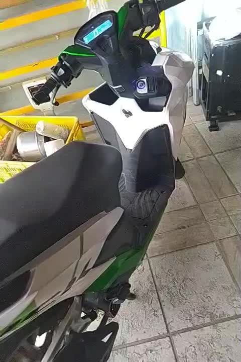 موتورکیلیک150|موتورسیکلت|رشت, دباغیان|دیوار