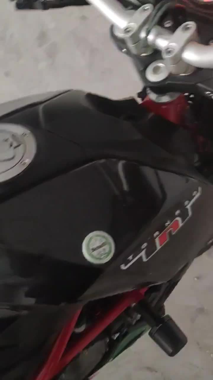 بنلی 250 قدیم|موتورسیکلت|زنجان, |دیوار