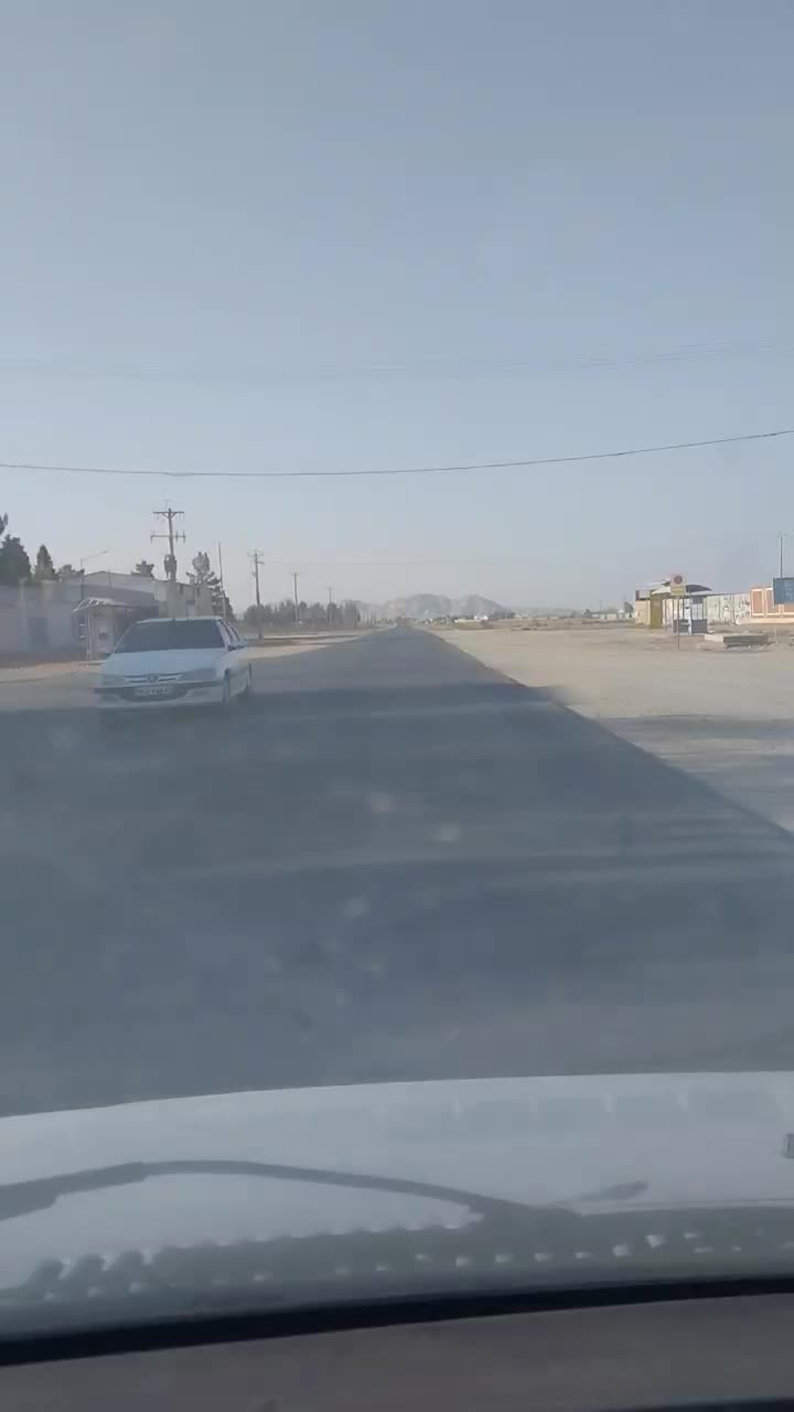 زمین باغی ۵۷۲ متری ۶ کیلومتر بعد از زردنجان|فروش زمین و ملک کلنگی|اصفهان, گورت|دیوار