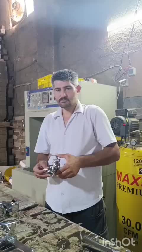 پک شیرآلات هلن باعلم دوش شیپور و یک شلنگ آفتابه|مصالح و تجهیزات ساختمان|رباط‌کریم, نصیرشهر|دیوار
