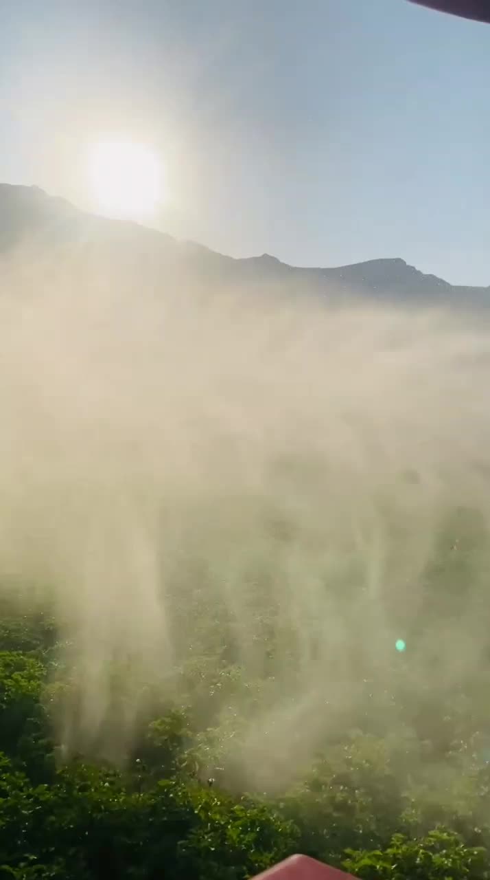 سمپاش توربولاینر ۸۰۰لیتری سمپاش توربو لاینر ۲۰۰۰لی|ماشین‌آلات صنعتی|شیراز, آزادی|دیوار