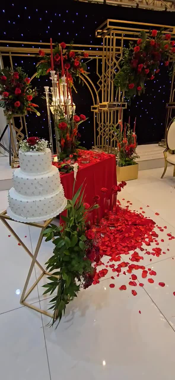 تشریفات و گل آرایی شهر عشق|خدمات پذیرایی، مراسم|کرج, شهرک احمدیه|دیوار