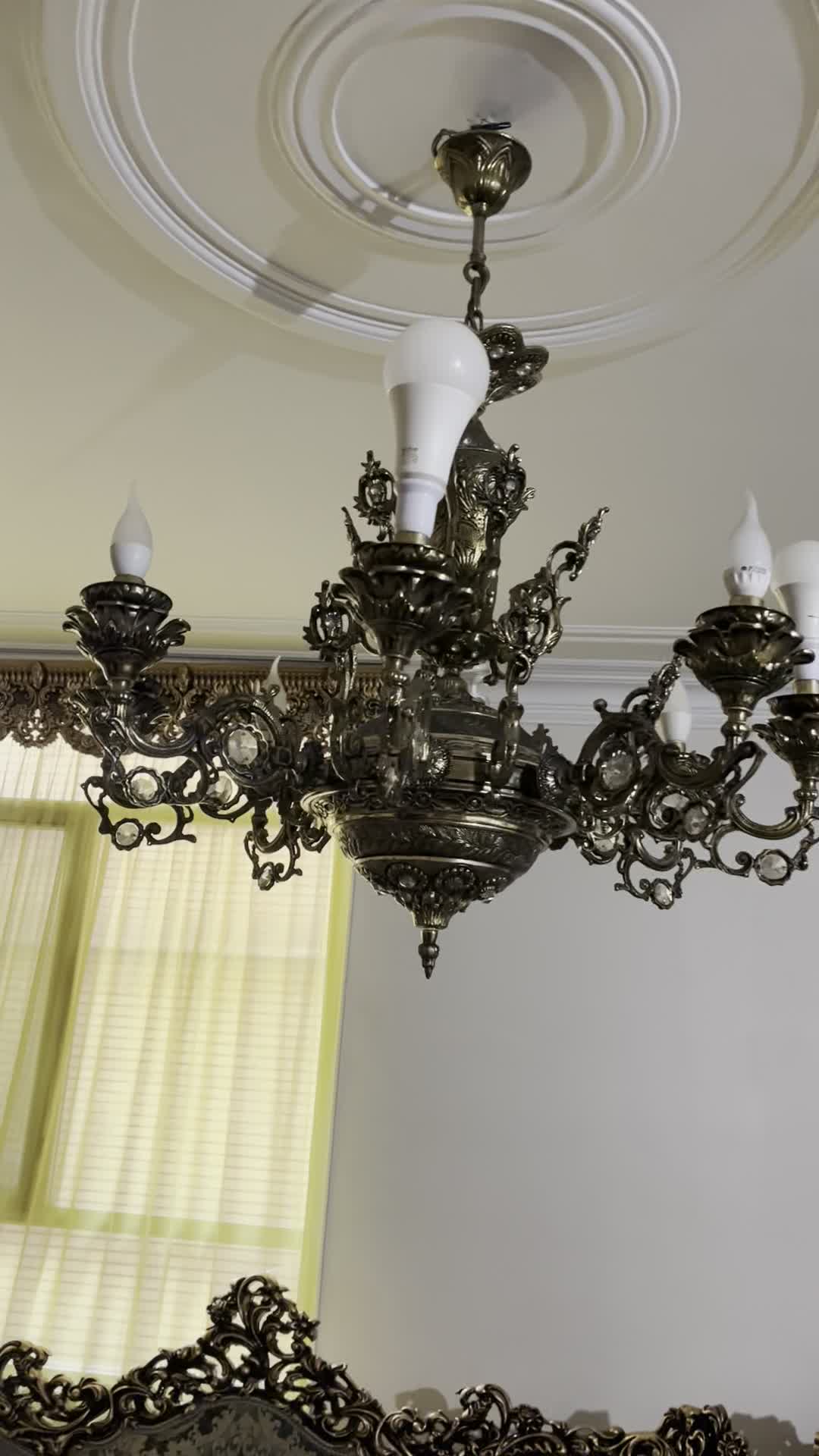 لوستر برنز سنگین سفارشی|لوستر و چراغ آویز|تهران, مهران (سیدخندان)|دیوار