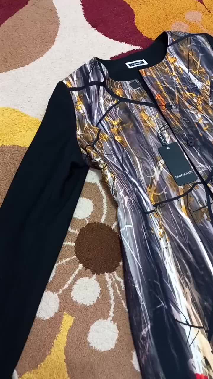 مانتو|لباس|رودسر, |دیوار