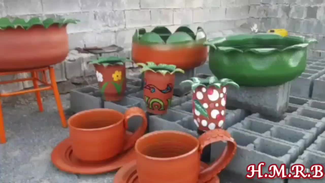 با سلام تعدادی گلدان در طرح های مختلف زیبا وجذاب|صنایع دستی و سایر لوازم تزئینی|محلات, |دیوار