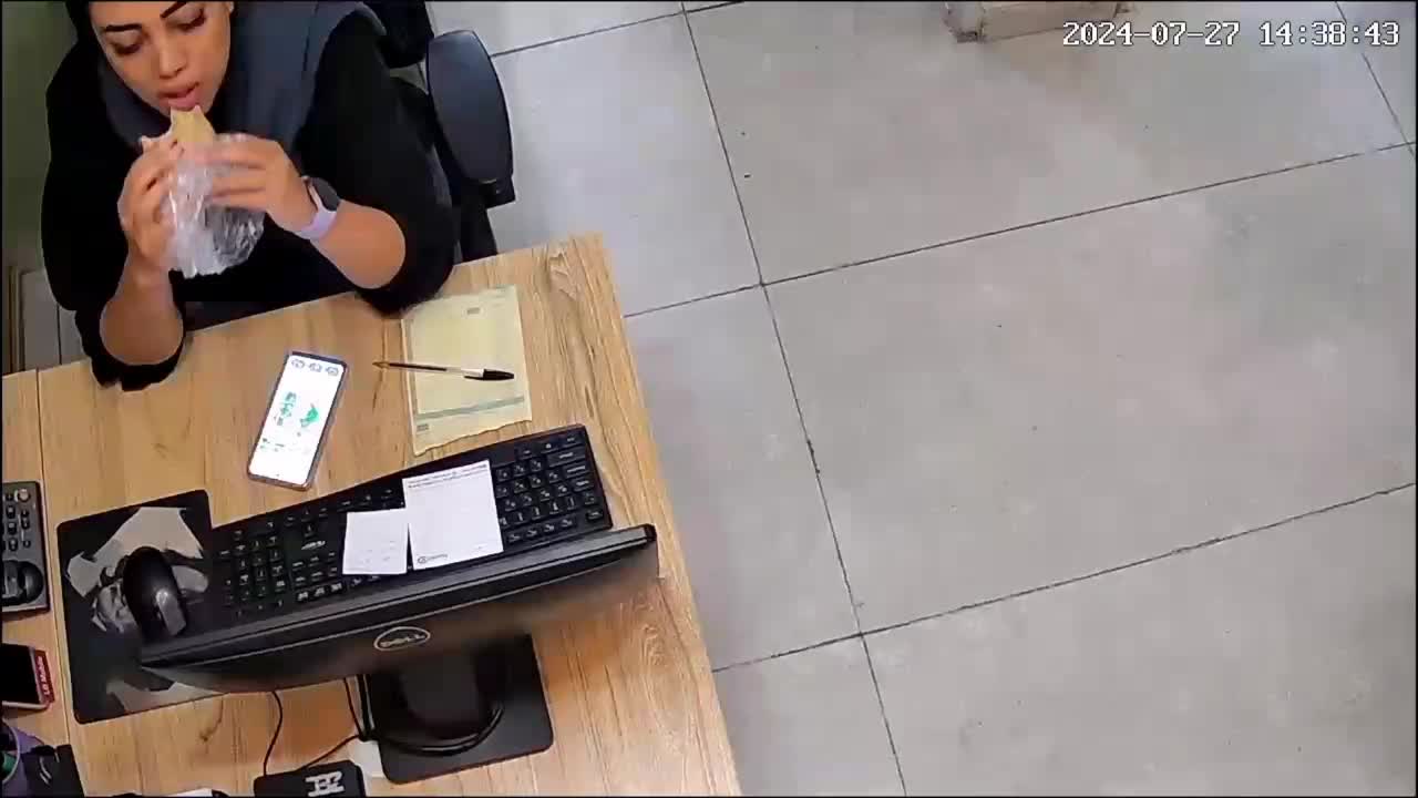 دوربین مداربسته لامپی چرخشی 360 درجه بیسیم رم خور|دوربین مداربسته|رشت, نامجو|دیوار
