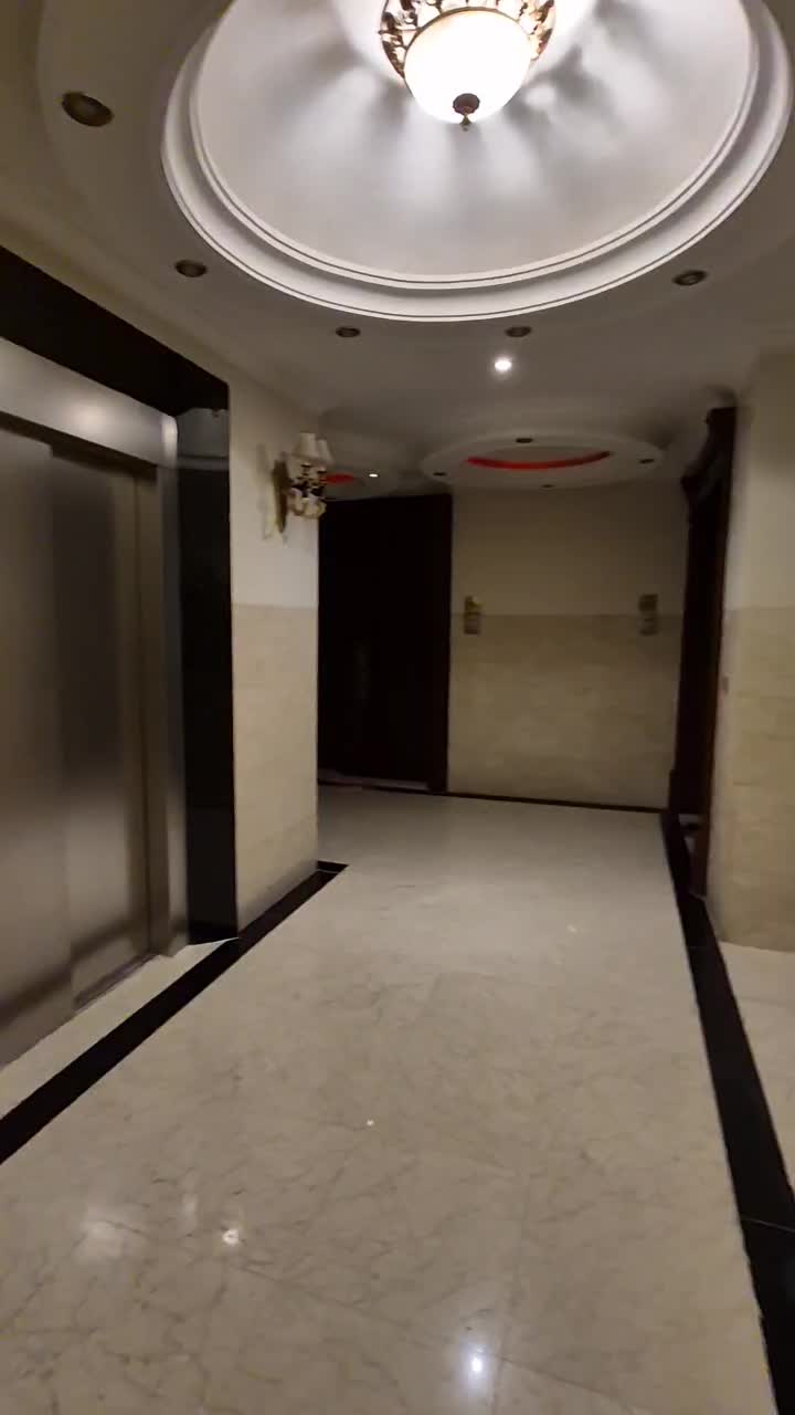 زعفرانیه۲۵۰متر ۴خواب مستر فول مشاعات ۲پارکینگ