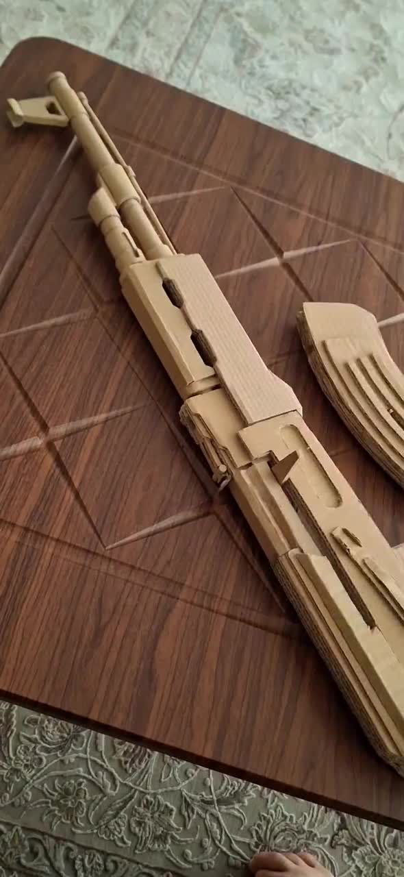 اسلحه کلاشینکف AK-47 تزئینی|صنایع دستی و سایر لوازم تزئینی|تهران, شهرک خرازی|دیوار
