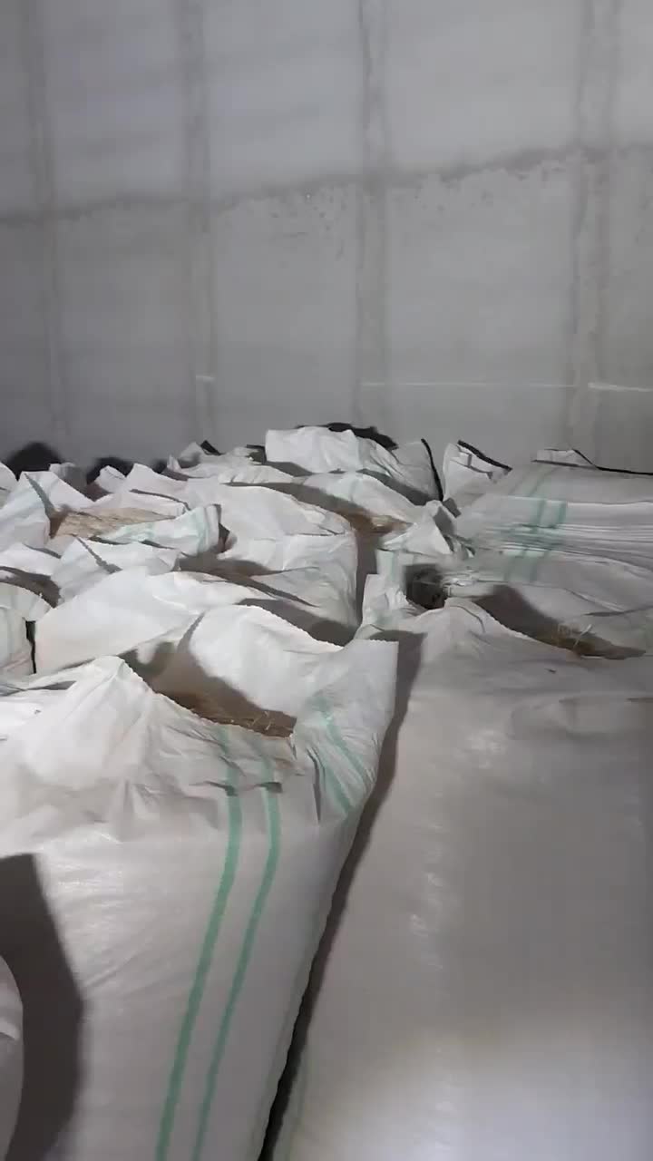 کاه دیم اعلا|حیوانات مزرعه|تویسرکان, |دیوار