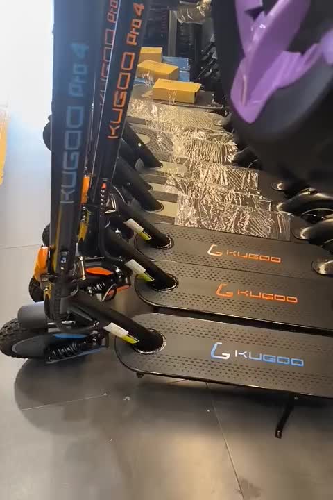 اسکوتر کوگو مدل4 توکلی ریشهری تحمل وزن 120|دوچرخه، اسکیت، اسکوتر|شیراز, دروازه اصفهان|دیوار