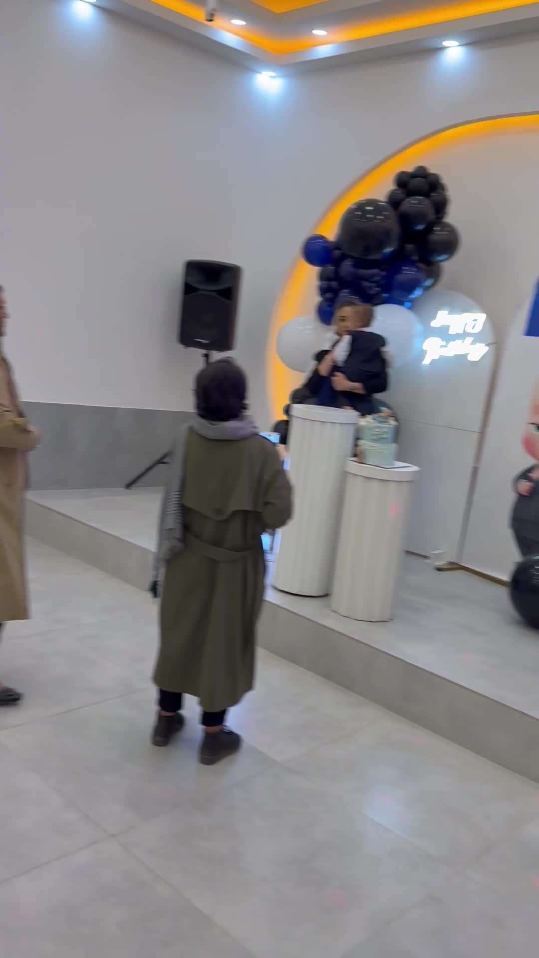 اجاره سالن و باغ برای تولد بله برون دورهمی نامزدی|خدمات پذیرایی، مراسم|قزوین, |دیوار