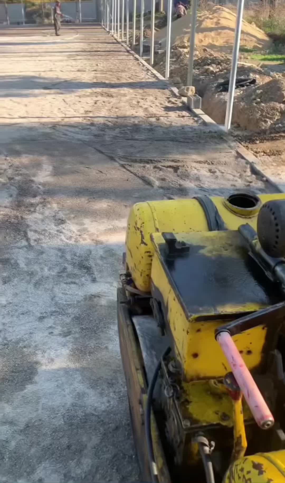 اجاره غلطک،قلطک،غلتک،غلطک ویبره و کمپکتور|خدمات پیشه و مهارت|گرگان, |دیوار