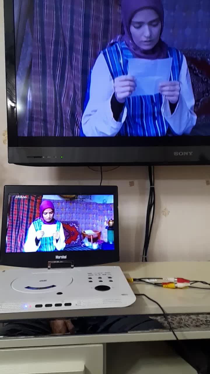 دی وی دی لبتابی 15 اینچ پرتابل مارشال AV .DVD .USB|پخش‌کننده DVD و ویدیو|ری, دیلمان|دیوار