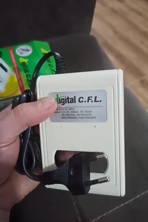 شارژر باتری قلمی و کتابی|سایر لوازم برقی|رشت, سیا اسطلخ|دیوار