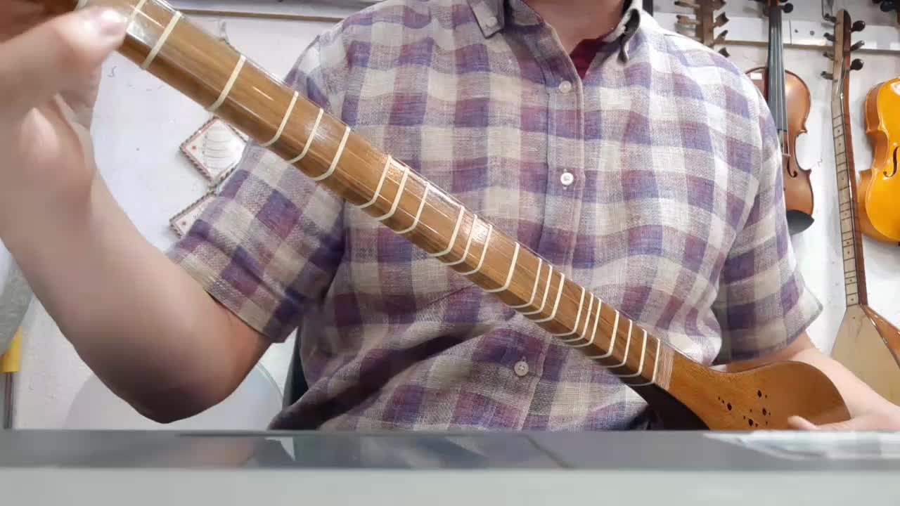 سه تار (( موسیقی مسعود ))|سازهای سنتی|اردبیل, |دیوار