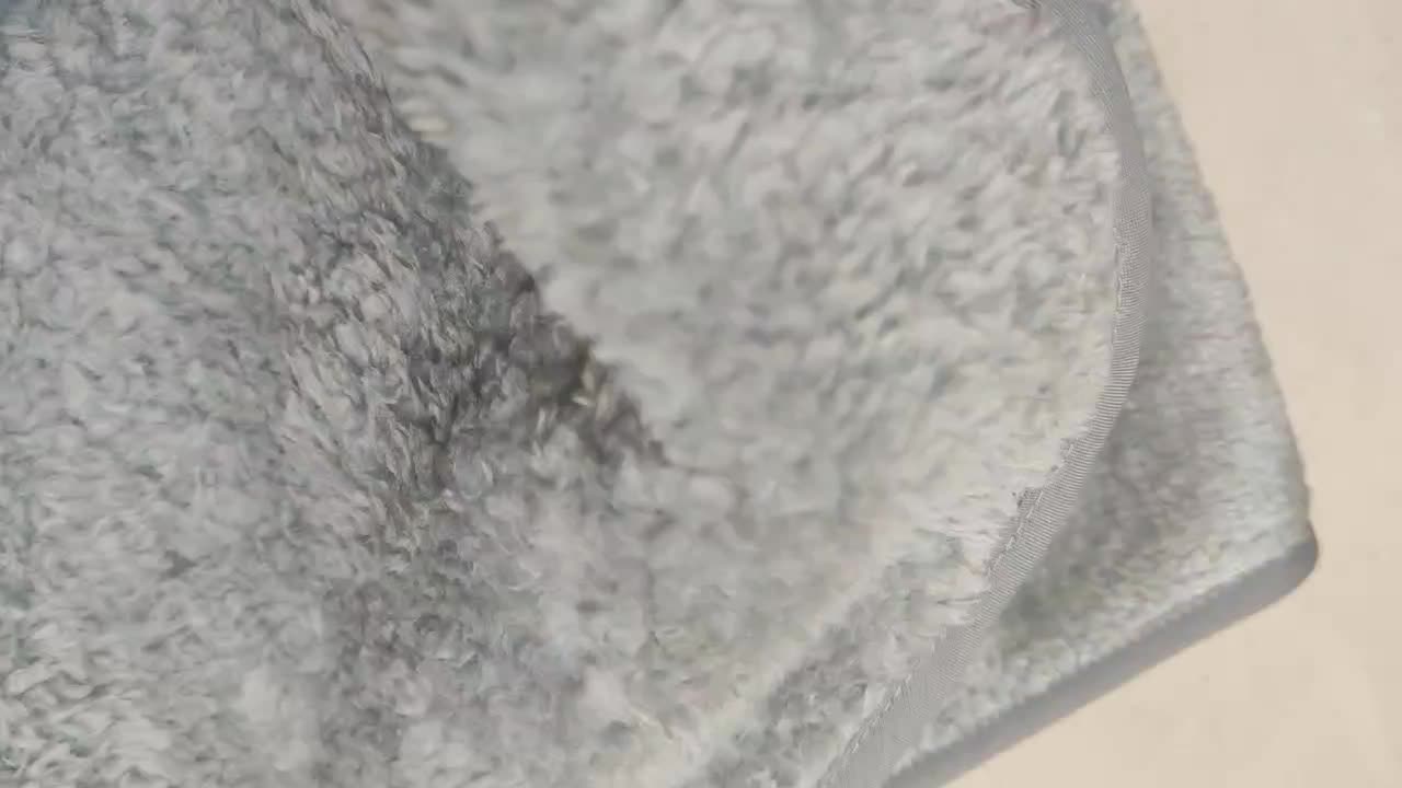 پادری خز|پادری|مشهد, کلاهدوز|دیوار