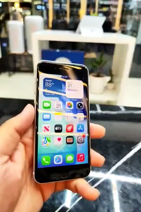 iphone se2020|موبایل|یزد, |دیوار