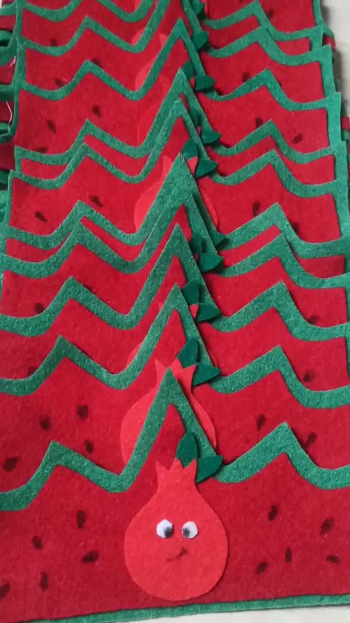 تاج یلدایی نمدی ارزان (فروش عمده و تکی)|زیورآلات و اکسسوری|سلماس, |دیوار