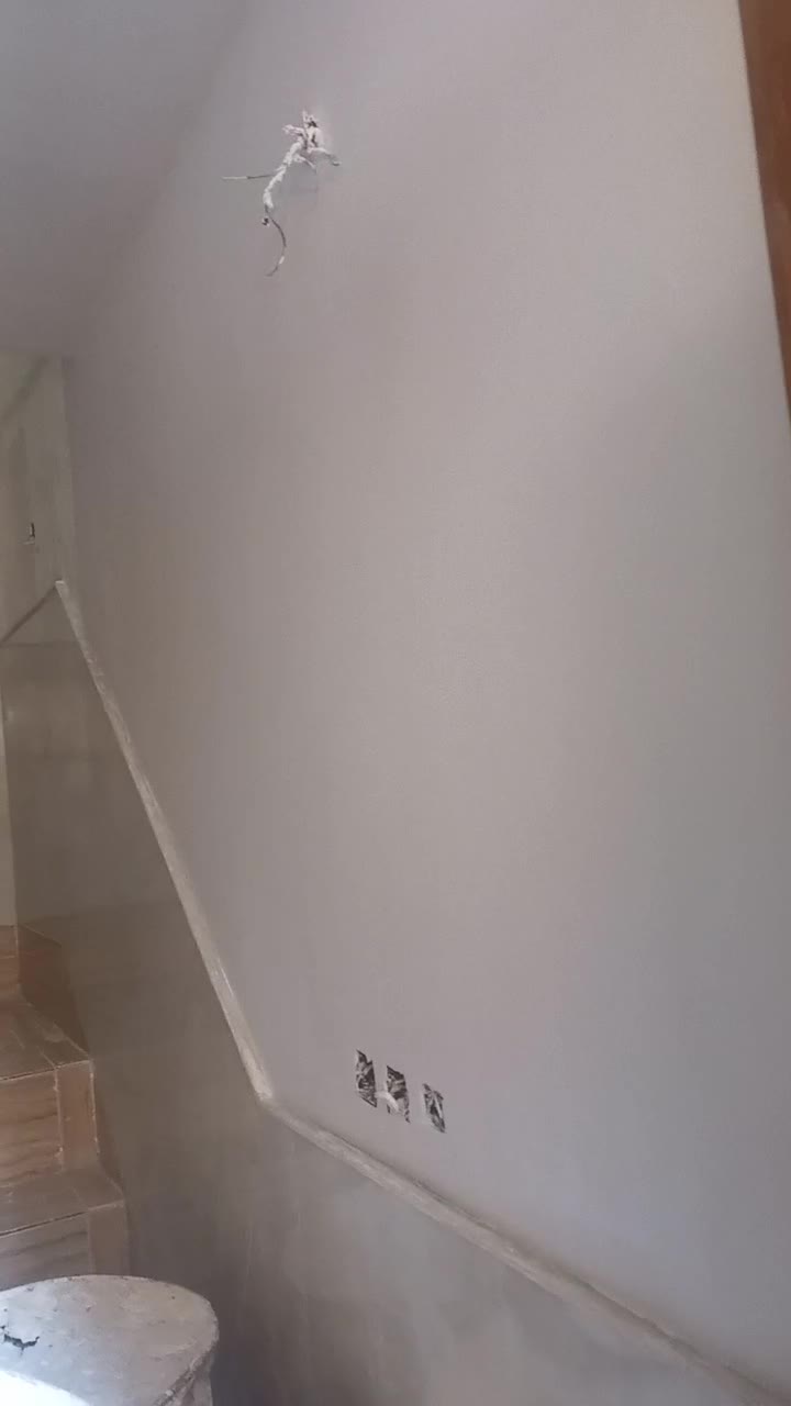 گچکاری لکه گیری ودیوار گچی|خدمات پیشه و مهارت|قم, مهر آباد|دیوار