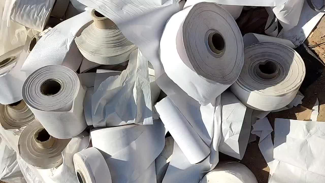 فروش ضایعات رول روکش وکیوم سفید پی وی سی pvc|عمده‌فروشی|قم, جمکران|دیوار