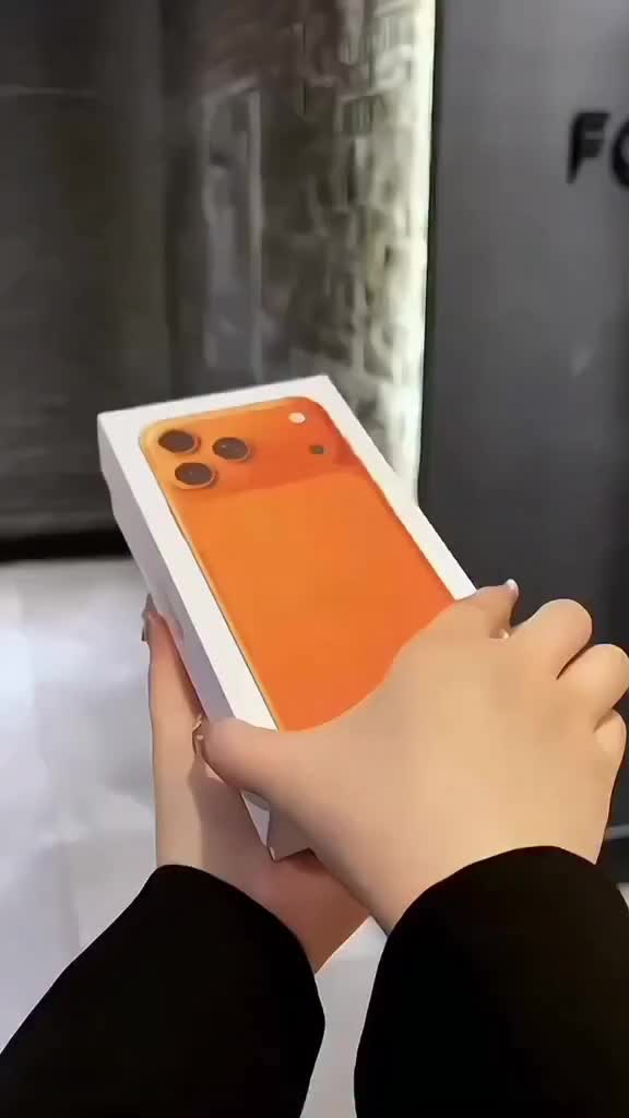 ایفون ۱۷ پرومکس طرح اپل ۱۷ پرو نارنجی|موبایل|اهواز, ۲۴ متری|دیوار