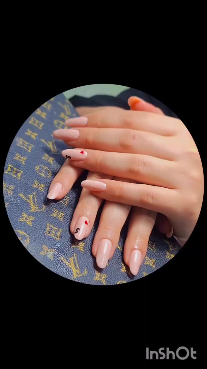 کاشت ناخن.پدیکور پا.لیفت مژه و ابرو.کاشت هیدن|خدمات آرایشگری و زیبایی|بم, |دیوار