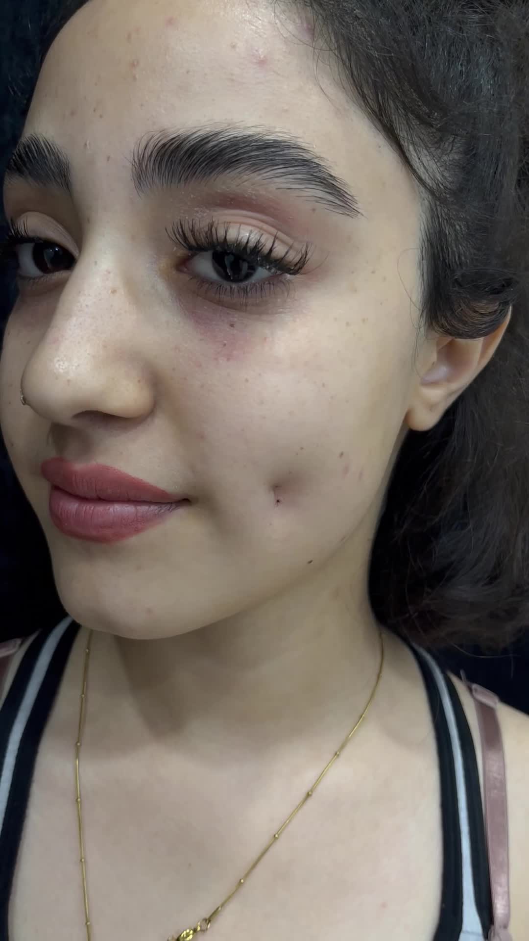 آموزش و خدمات پیرسینگ میکرودرمال چال لپ مدل|خدمات آرایشگری و زیبایی|لاهیجان, شیشه گران|دیوار
