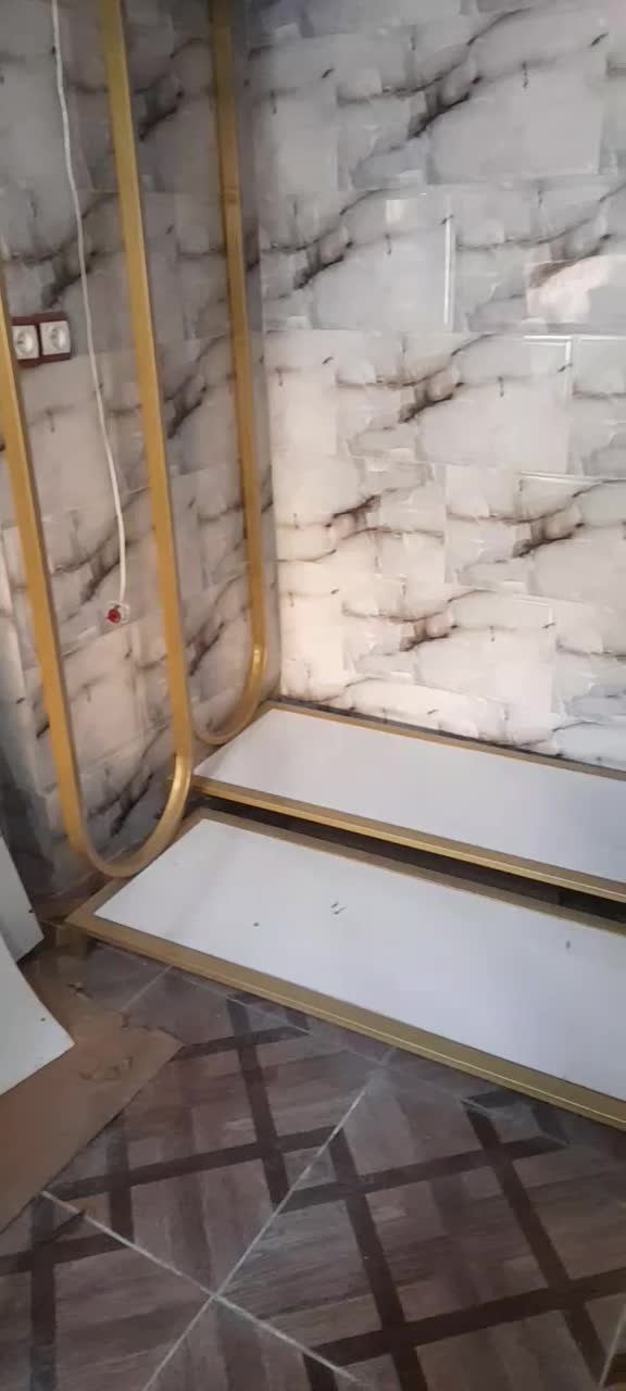 رگال لباس میز پیشخوان و صندلی و...|فروشگاه و مغازه|آبیک, |دیوار