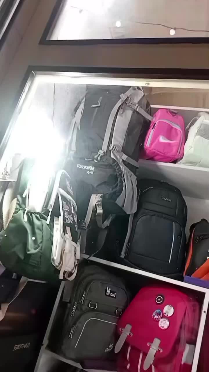 کیف و کوله و ساک ،|کیف، کفش، کمربند|ماهدشت, |دیوار