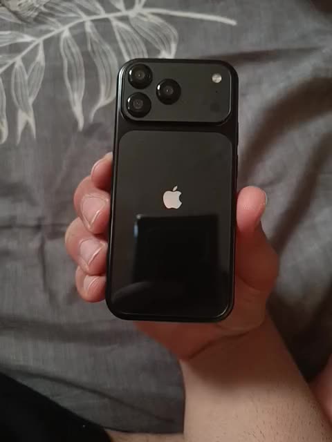 یک دستگاه آیفون ۱۷ پرومکس مینی آکبند|موبایل|تهران, نازی‌آباد|دیوار