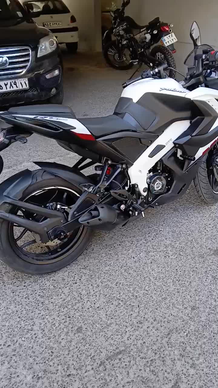 باجاج آر اس ۲۰۰  RS200|موتورسیکلت|تهران, شهرآرا|دیوار