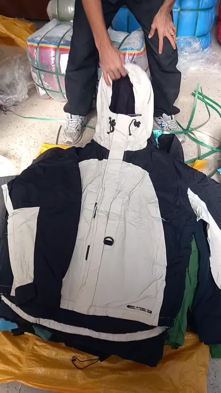 پاییزه تیراژ بالا تو شهری تاناکورا وندستاپر|لباس|تهران, هاشمآباد|دیوار